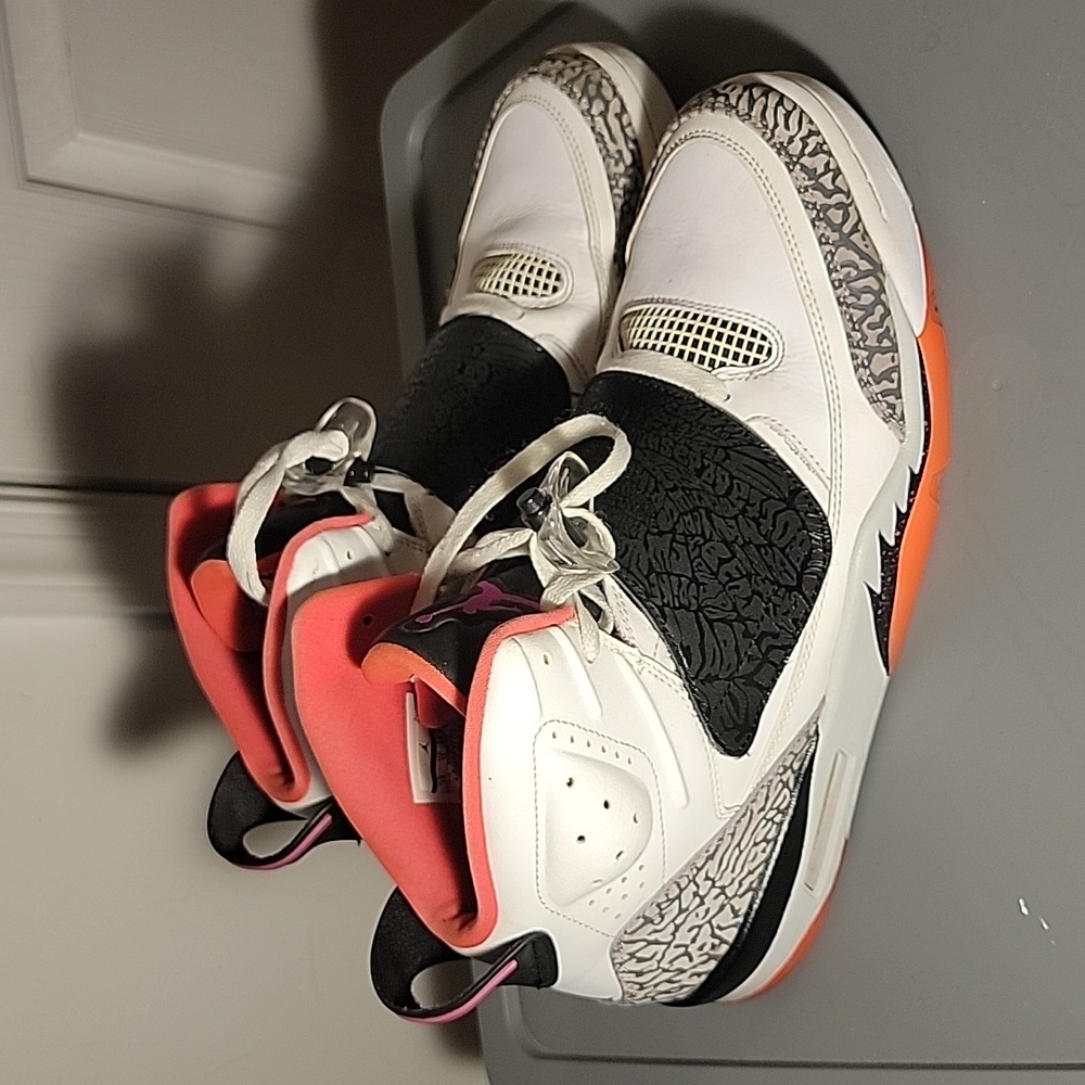 Jordan Son of Mars 'Hot Lava'